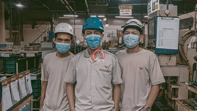 Karyawan PT Yasunaga Indonesia