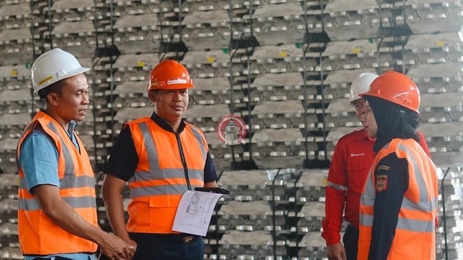 PT Nusantara Electric